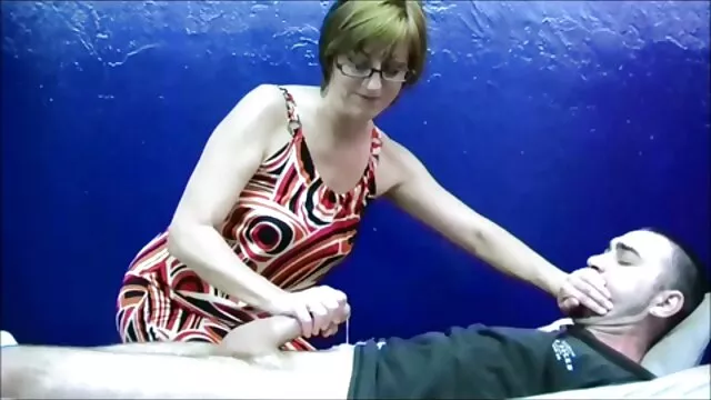 Rétro Bdsm - Bizarre film x en streaming francais - Seins flasques - Anal