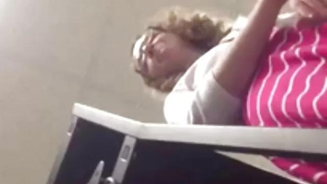 Gloryhole x vidéos porno en français Gros Seins Géniaux Et Grosse Bite