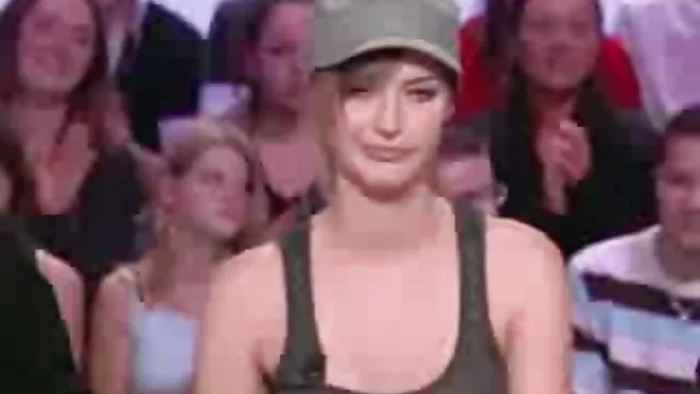 À l'extérieur porno dingue français