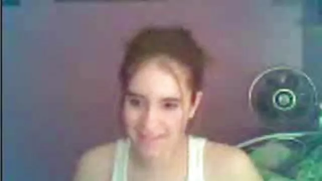 Belle film porno espagnol complet fille dans une baise géniale