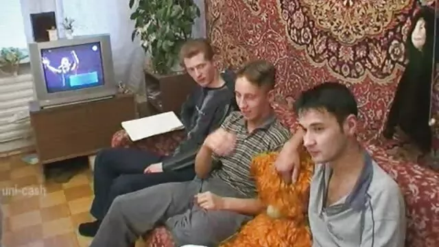 Backstage avec superbe brune en video film porno en francais bas