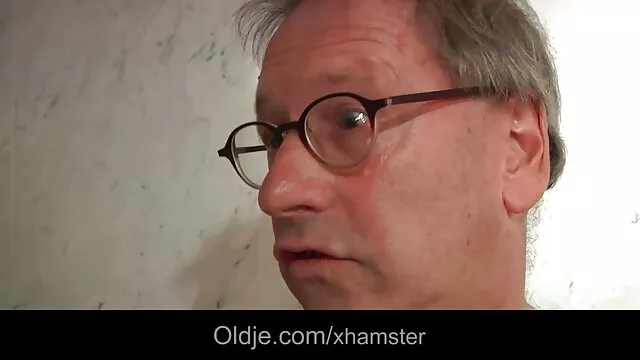 Femme film porno amateur en francais se fait baiser