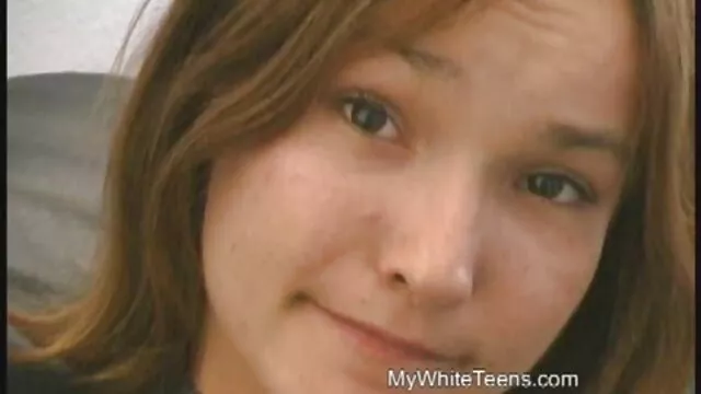 Beauté asiatique avec de gros seins et un grand film français gratuit porno cul