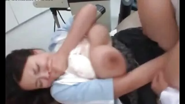 jeune pute baise porno gratui fr en public